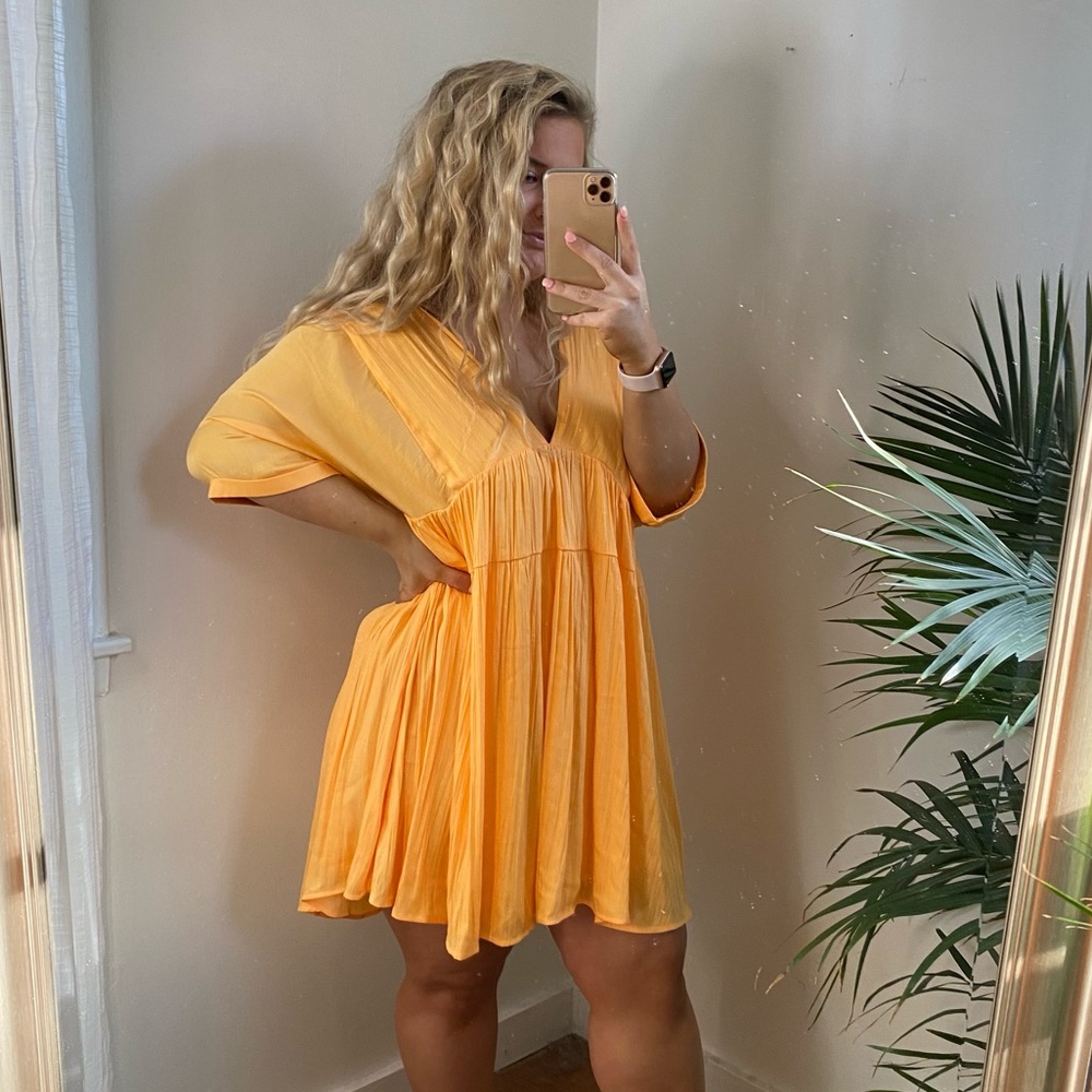 NWT Free People Tangerine Flowy Short Sleeve Mini Dress Size Medium open back